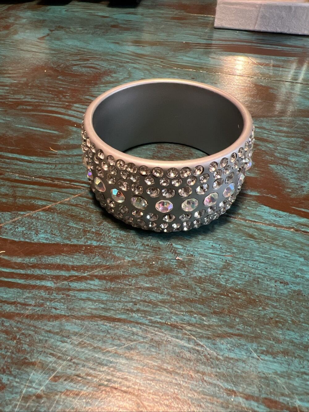 Y2K Silver Wide bracelet/bangle Rhinestones Lucite
